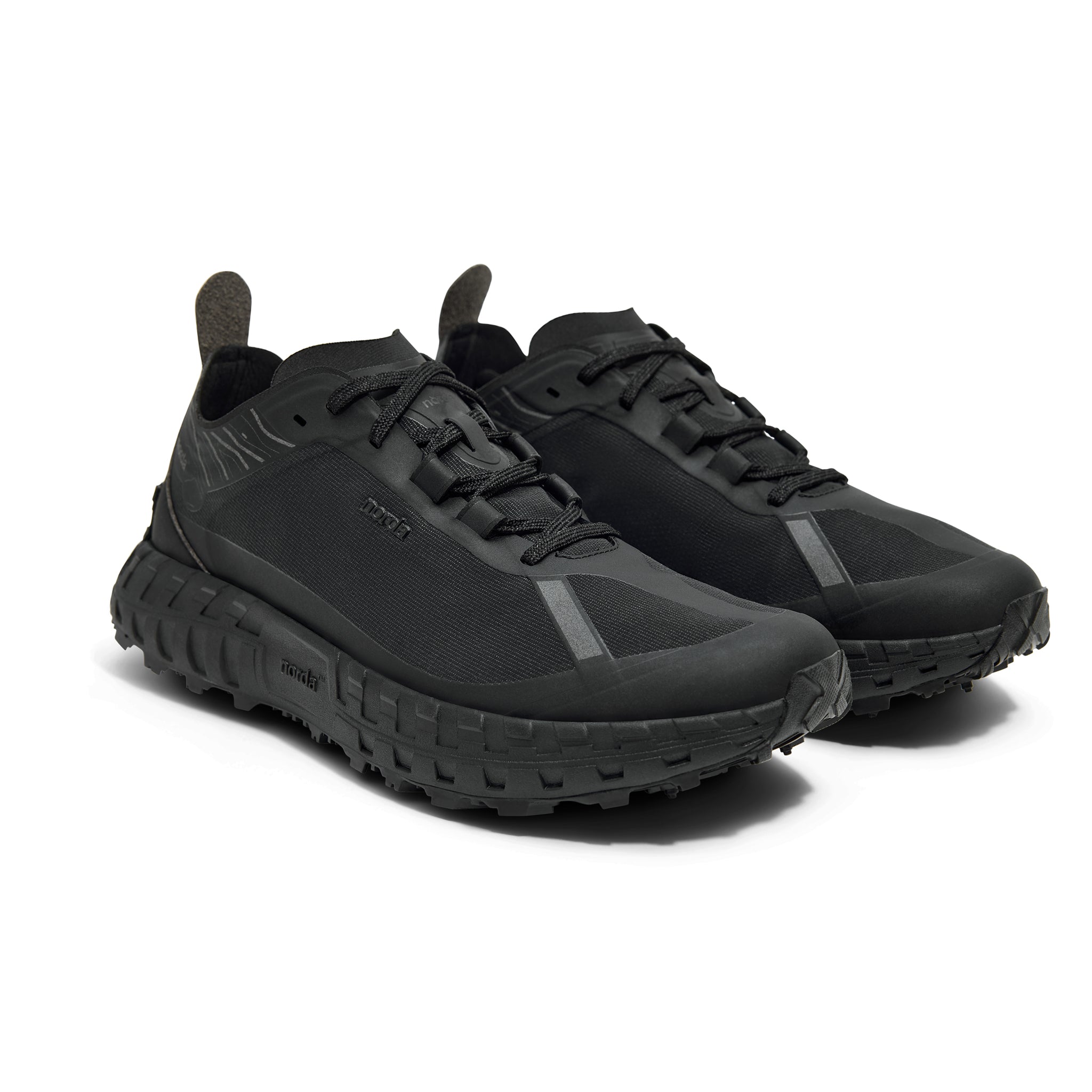 001A - Stealth Black - Men by Norda, lightweight trail running shoe in black with Arnitel TPEE midsole for comfort on rugged outdoor runs