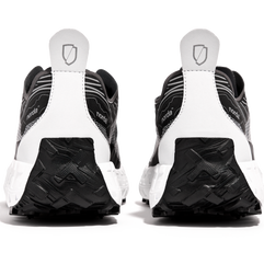 001 Core - Women by Norda in black and white with seamless Bio-Dyneema upper and Vibram sole for lightweight trail running in Canada