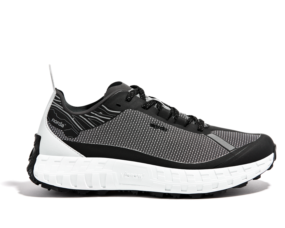 001 Core - Women by Norda in black and white with Bio-Dyneema upper and Vibram sole for lightweight durable trail running shoes