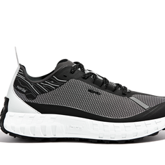 001 Core - Women by Norda in black and white with Bio-Dyneema upper and Vibram sole for lightweight durable trail running shoes