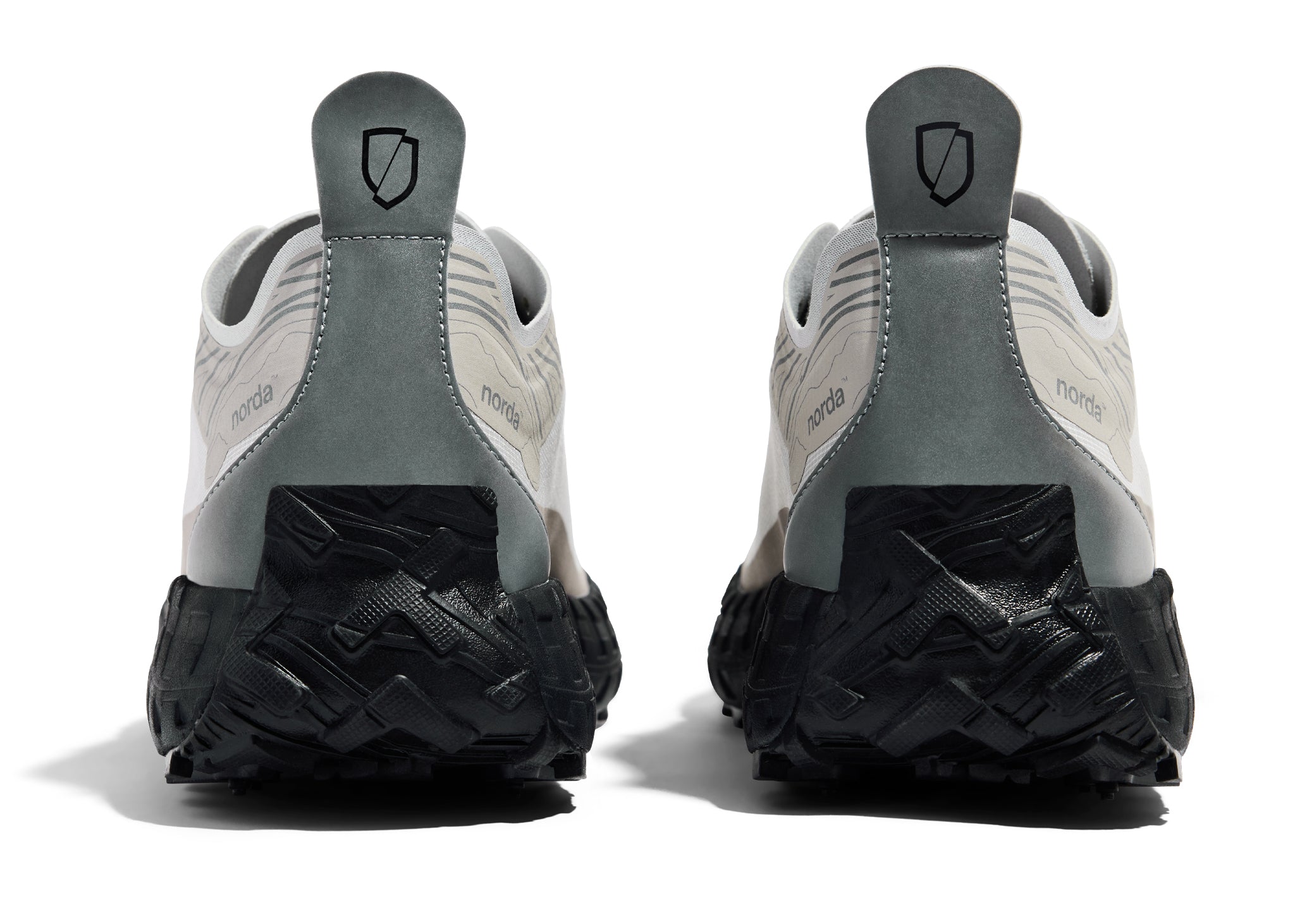 001 Core - Women by Norda in beige and black with seamless Bio-Dyneema upper and Vibram sole for lightweight trail running in Canada