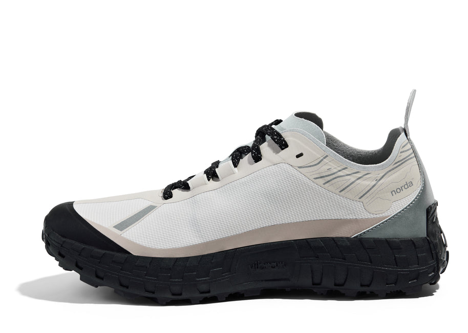 001 Core - Women by Norda in white and grey with seamless Bio-Dyneema upper and Vibram sole, lightweight trail running shoe from Canada