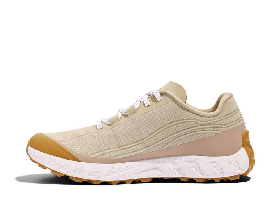 002 Sand - Men by Norda in beige with bio-based Dyneema, responsive trail running shoe for technical terrain and ground feel