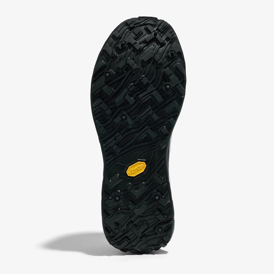 002 Core - Men by Norda in black with Vibram outsole, responsive trail running shoe for technical terrain and increased ground feel in Canada