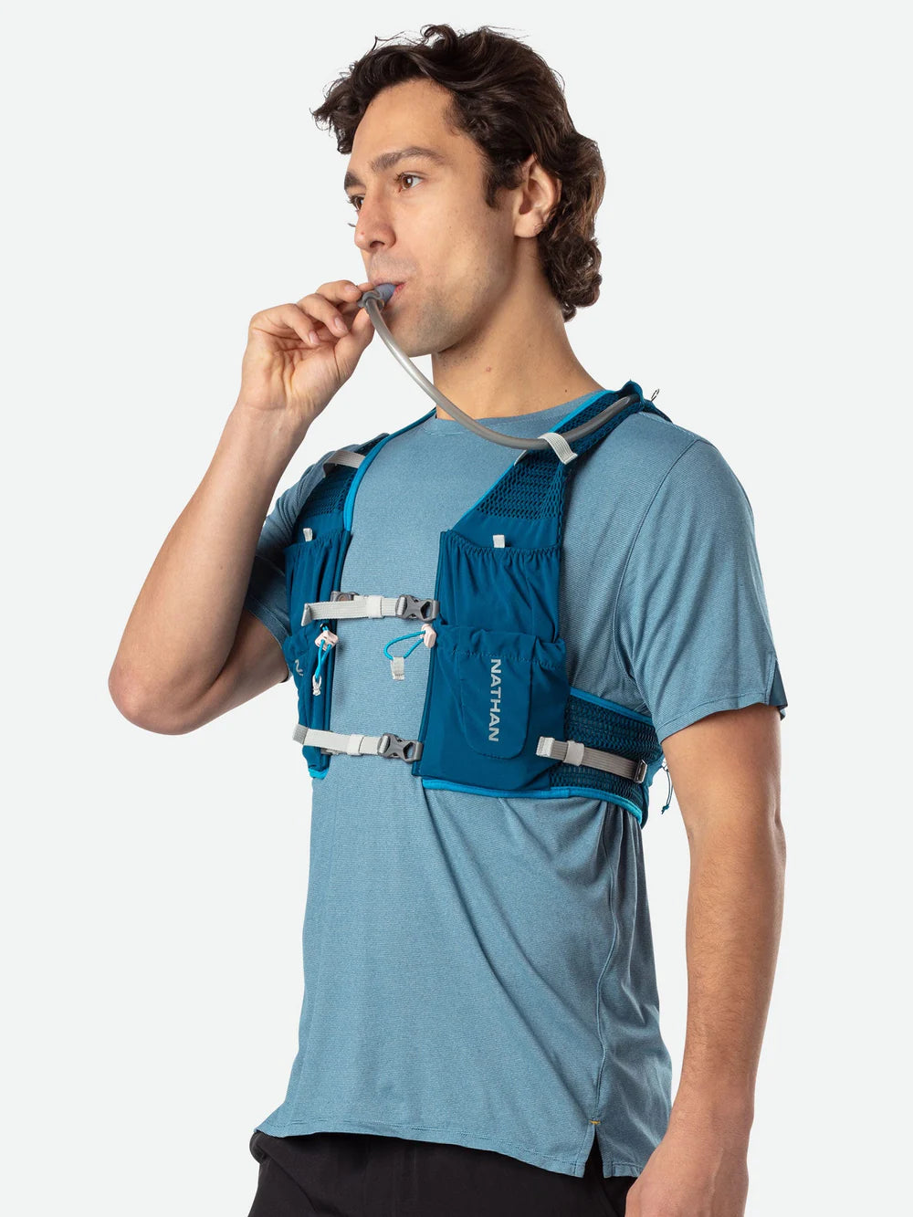 VaporAir 2 Lite 4L by Nathan in moonlight blue, lightweight breathable hydration vest with adaptive-fit hook & loop design for running and outdoor use