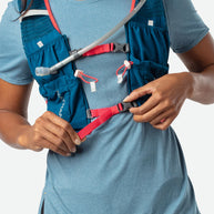 Vapor Airess 2 Lite 4L by Nathan in blue with red accents, lightweight breathable mesh running hydration vest with Adaptive-Fit hook loop design