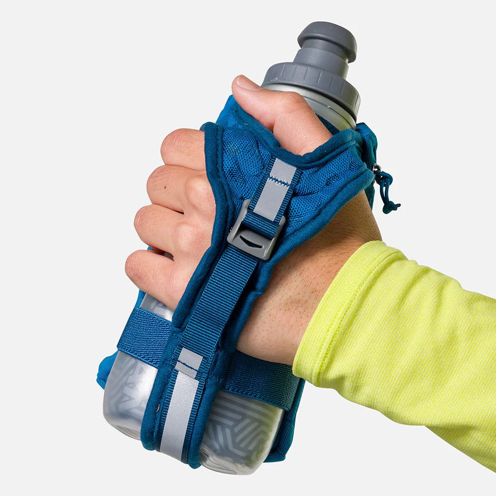Nathan Speed Draw 2 12oz Insulted Flask in blue with power mesh pocket, ergonomic grip, and insulation for cooler fluids during running.
