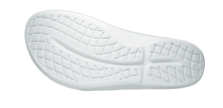 OOlala - Women by Oofos in white with patented OOfoam for impact absorption, lightweight slides ideal for everyday comfort and support