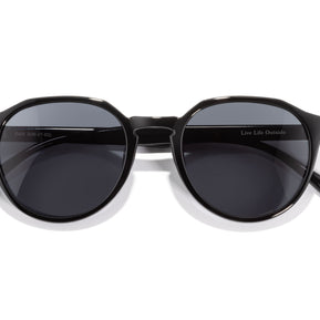 Vallarta by Sunski in black with lightweight sculpted arms, stylish sunglasses for men and women ideal for everyday wear and nights out
