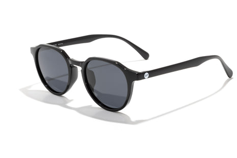 Vallarta by Sunski in black lightweight sunglasses with sculpted arms, designed for comfort and stylish outdoor wear