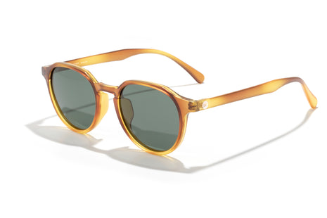 Vallarta by Sunski in amber with green lenses, lightweight sculpted sunglasses for men and women, perfect for stylish outdoor use