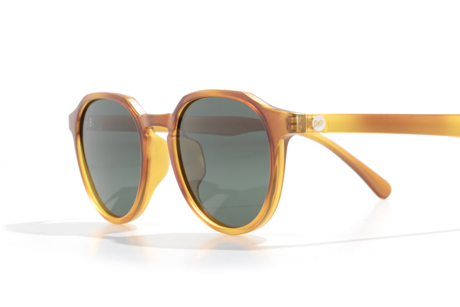 Vallarta by Sunski in amber and brown, lightweight sculpted sunglasses for men and women, ideal for stylish outdoor wear
