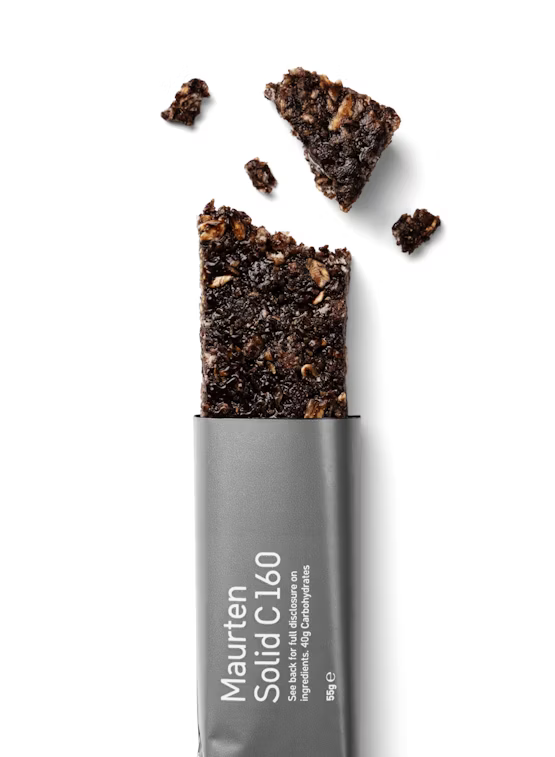 Solid C 160 by Maurten in dark brown, energy bar with 40g carbohydrates designed for running and daily fuel transitions
