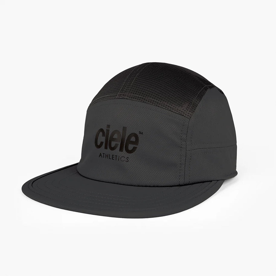 GOCap - Classic - Athletics by Ciele in black and dark grey, lightweight running cap with reflective logo, upgraded breathable fabric for athletics