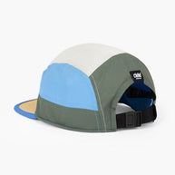 GOCap - Field - IconicBar by Ciele in green, blue, and white with Coolmatic Plus Flowmesh for max ventilation, ideal for running and outdoor use