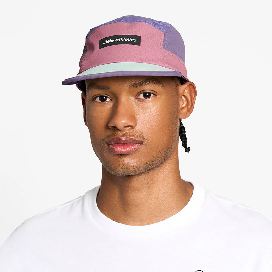 GOCap - Field - IconicBar by Ciele in pink and purple with Coolmatic plus flowmesh ventilation, lightweight running cap ideal for outdoor use