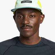 GOCap - Field - IconicBar by Ciele in light blue and neon yellow with coolmatic plus flowmesh ventilation, ideal for running and outdoor use