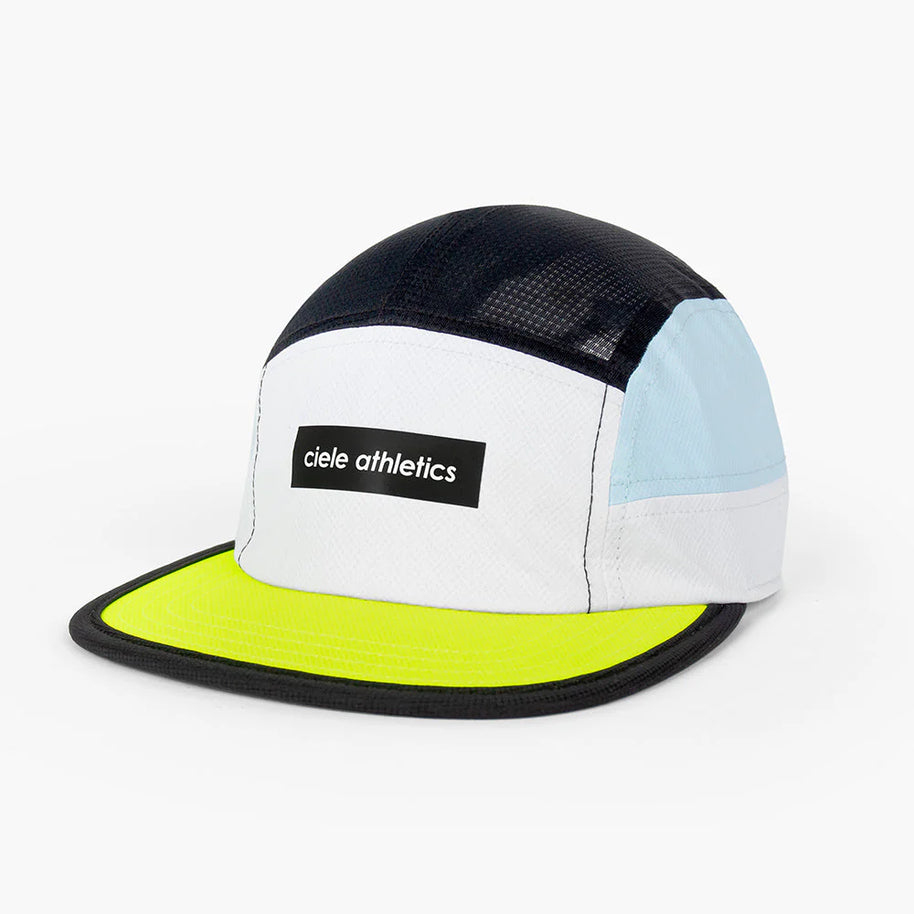 GOCap - Field - IconicBar by Ciele in white, black, light blue, and neon yellow with Coolmatic+ Flowmesh ventilation, ideal for running and outdoor use