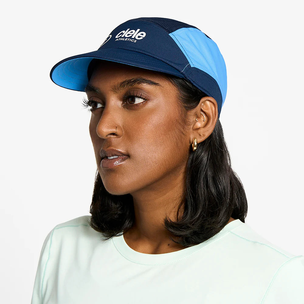 FSTCapSC - Classic by Ciele in navy and light blue with COOLmatic PLUS FLOWmesh brim, low profile fit ideal for running and outdoor use