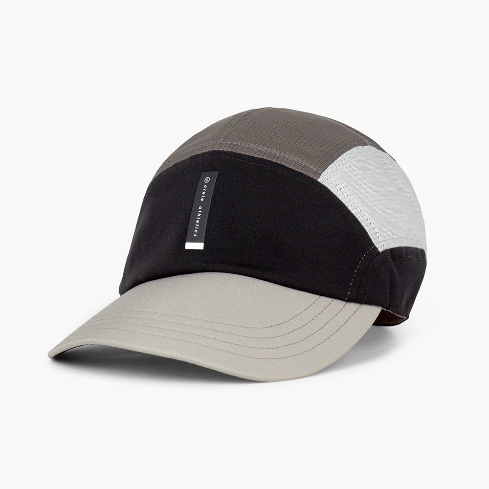 FSTCapSC - Comp - IconicVC by Ciele in grey, black, and white with flexweave fabric and UPF protection, ideal for competitive running