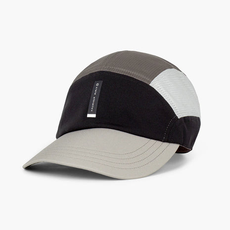 FSTCapSC - Comp - IconicVC by Ciele in grey, black, and white with flexweave fabric and UPF protection, ideal for competitive running