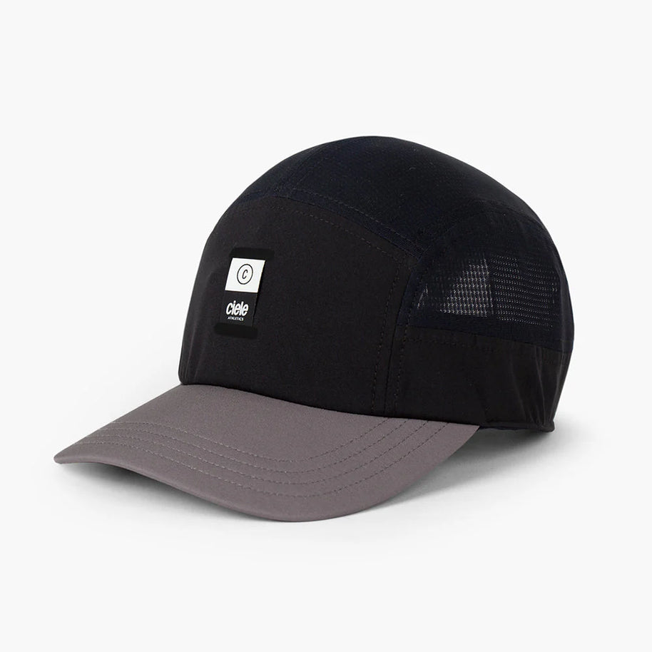 GOCapSC - Comp - Ccube by Ciele in black and grey with reflective label, stretch flexweave fabric for fitted comfort, ideal for running in Canada