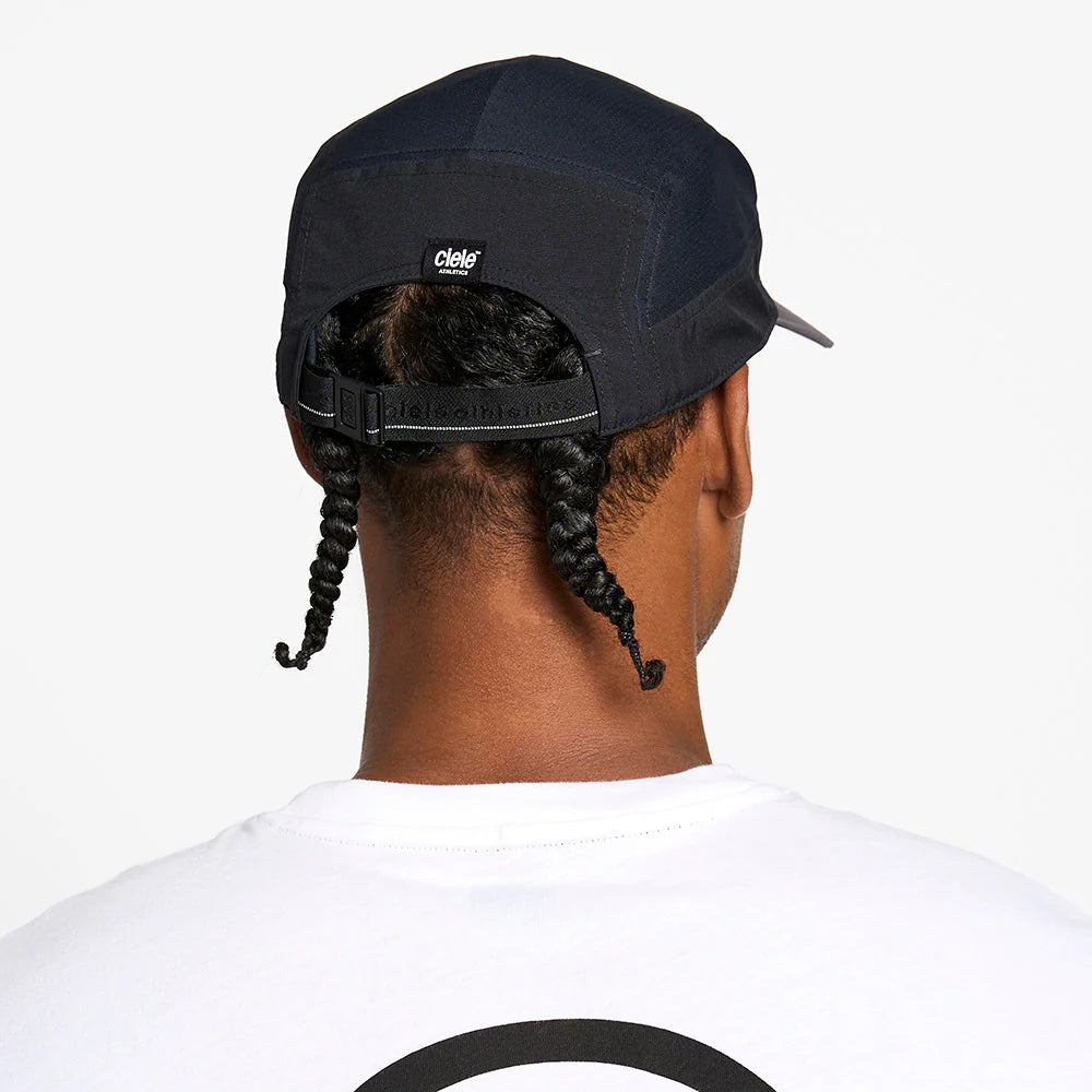 GOCapSC - Comp - Ccube by Ciele in black and grey with reflective label, stretch flexweave fabric for comfortable fitted running cap