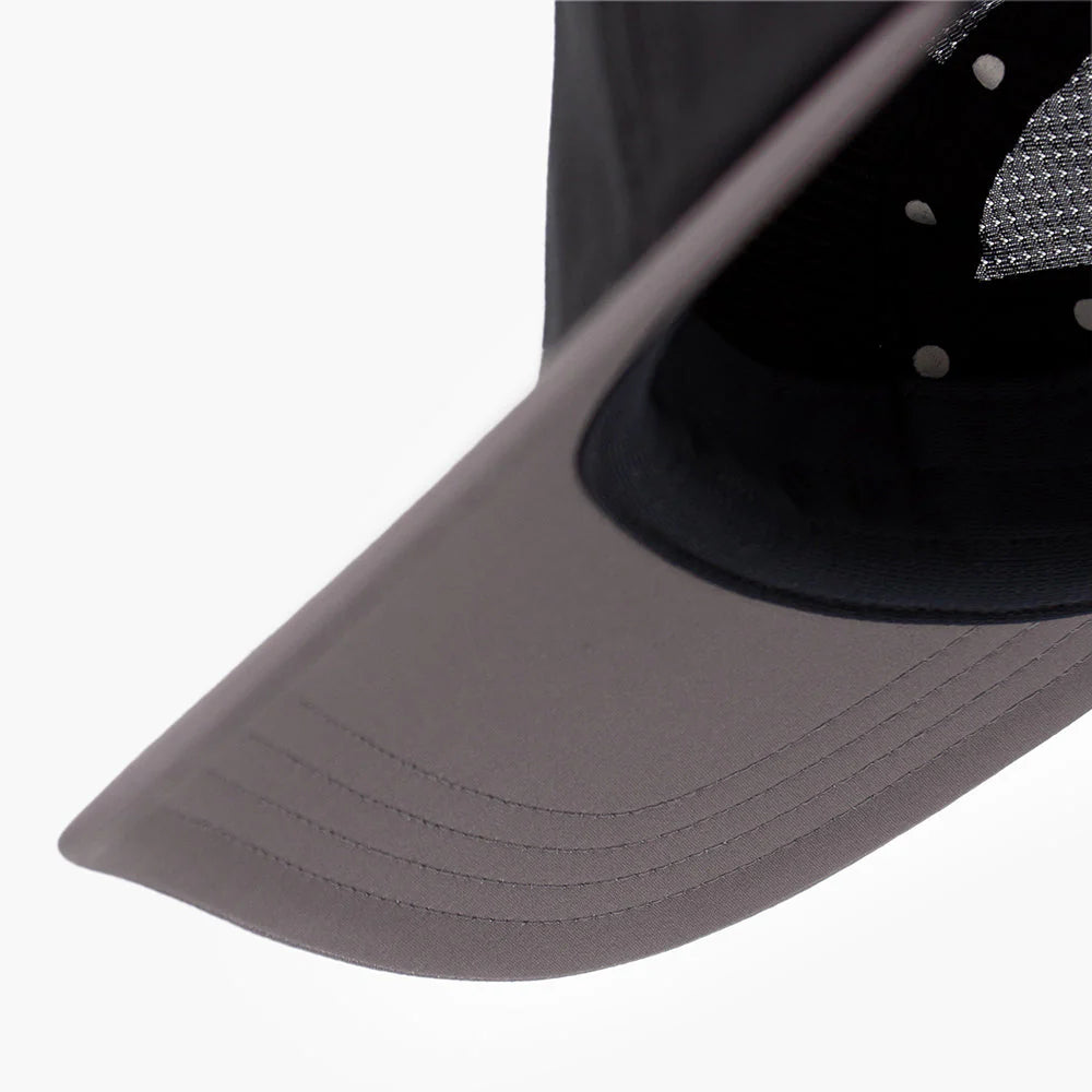 GOCapSC - Comp - Ccube by Ciele in black and grey with reflective label, stretch flexweave fabric for fitted comfort, ideal for running in Canada