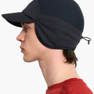 FSTCap SC - FLTWND - Iconic Athletics by Ciele in black winterized cap with COOLmatic fleece and carbon for warm breathable running in Canada