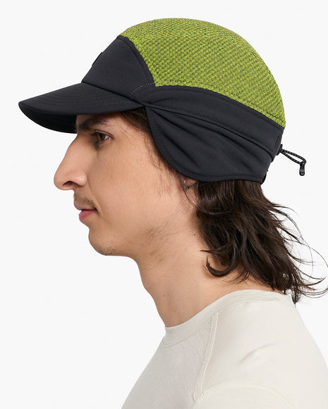 FSTCap SC - FLTWND - Iconic Athletics by Ciele in black and green with DIAMAfleece for warmth and breathability ideal for winter running in Canada