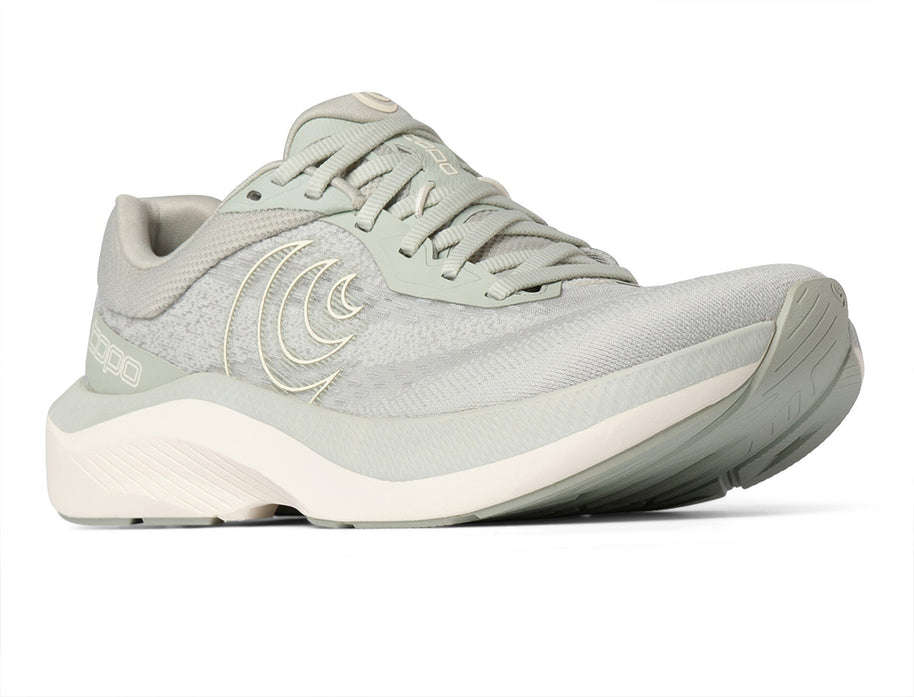 Topo Magnifly 6 women's road running shoe in Sage/Cream, front three-quarter view