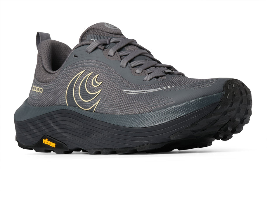 Topo Ultraventure 5 GTX women's trail running shoe in Grey/Butter, front three-quarter view of lugged toe