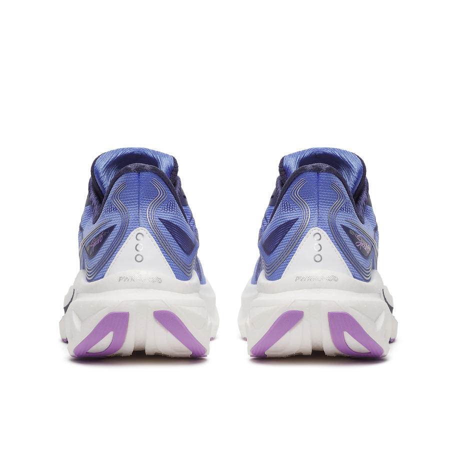 Back heel view of a pair of Saucony Endorphin Speed 6 women's shoes in Vinca/Naval with purple outsole