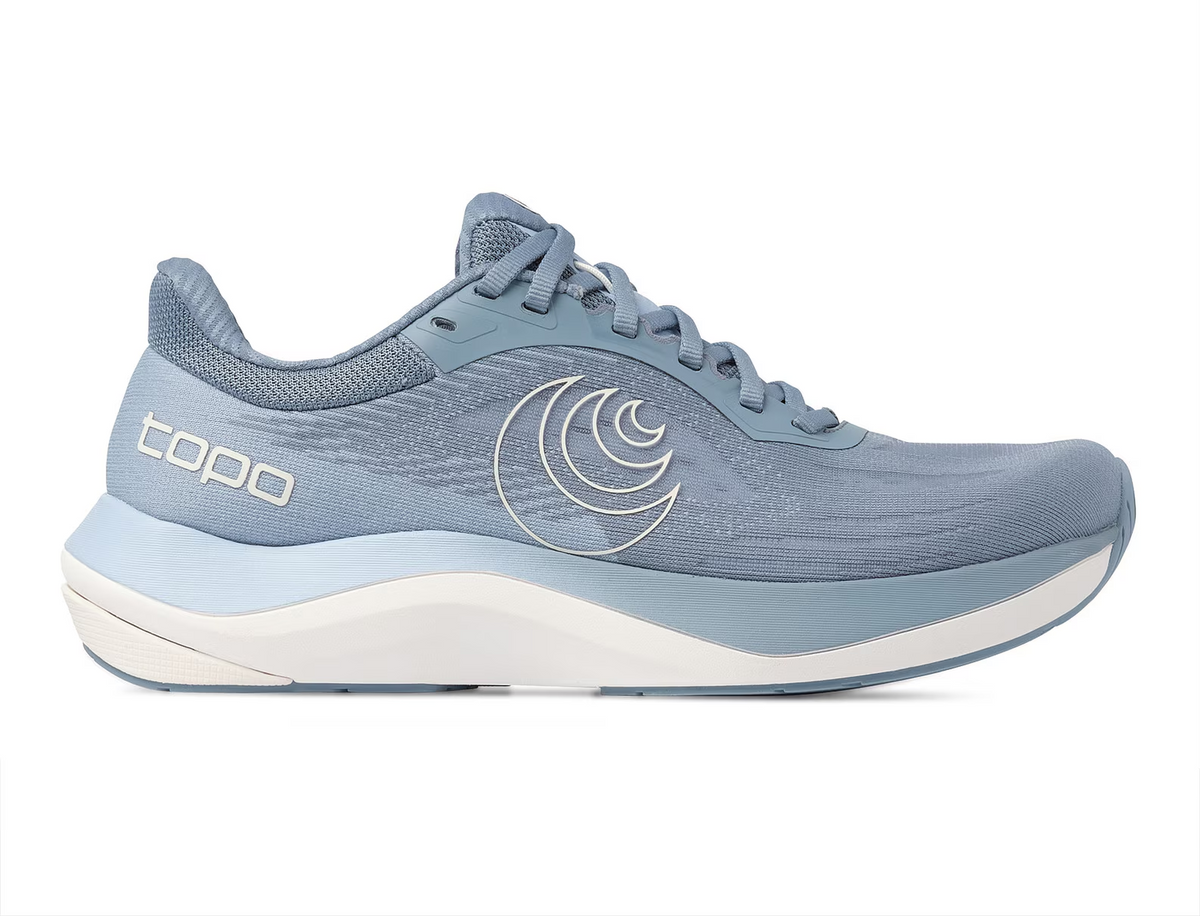 Topo Ultrafly 6 women's road running shoe in Blue/White, side view of light blue upper with white midsole
