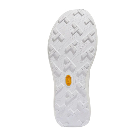 005 - Men by Norda in white with durable Vibram sole and advanced Arnit midsole designed for breathable quick-dry trail running shoes