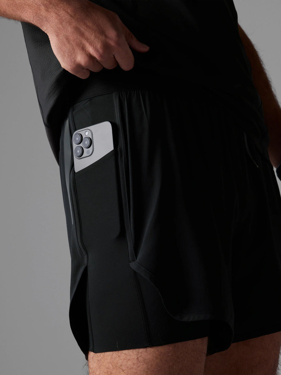Rabbit Pacer Hybrid Short 5