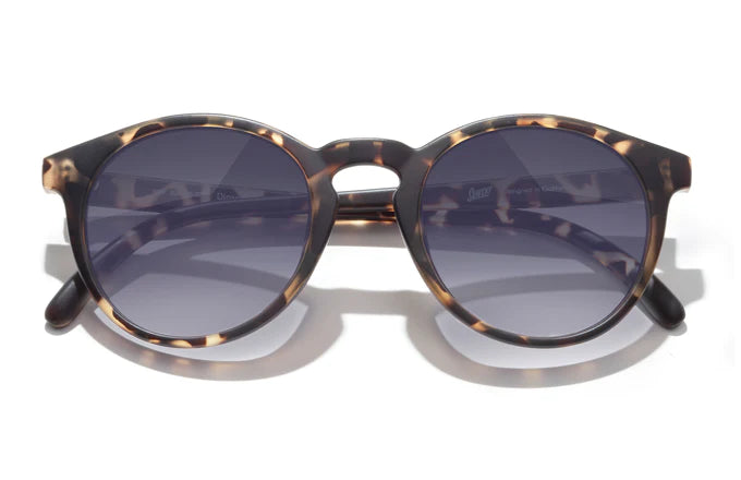 Dipsea by Sunski in tortoise round frame sunglasses with UV protection, blending city style and outdoor spirit for men and women