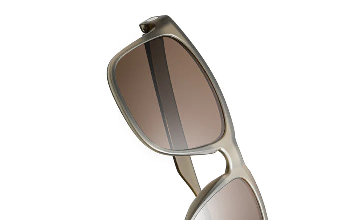 Kiva by Sunski in translucent beige with oversized rectangular frame and keyhole nose bridge for classic sport style and weekend wear