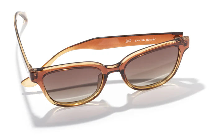 Miho by Sunski in amber and brown with nature-inspired lenses, lightweight glasses for men and women ideal for beach and brunch wear