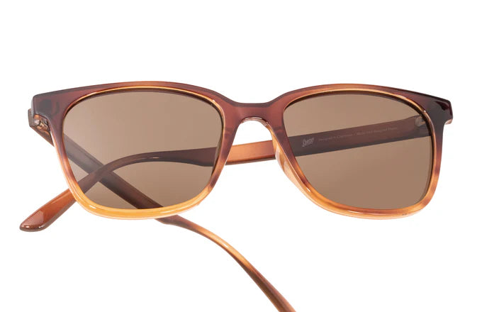 Ventana by Sunski in brown gradient with classic square frame, versatile sunglasses for men and women, ideal for any occasion