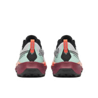 Back view of a pair of Saucony Peregrine 16 men's trail running shoes in White/Crimson with mint heels