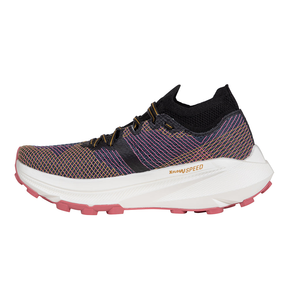 Prodigio Pro - Women by La Sportiva in black and pink with XFlow Speed technology, ultralight trail running shoe for competitive athletes