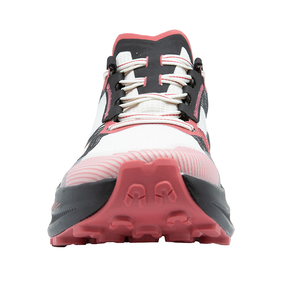 Prodigio Max - Women by La Sportiva in white and pink with maximum cushion and protection for ultra-distance trail running and racing