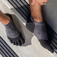 Injinji Run Lightweight No-Show - Unisex black and gray five-toe socks designed for running, reducing friction and preventing blisters