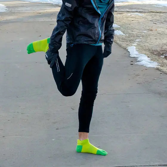 Injinji Run Lightweight No-Show - Unisex neon green and yellow five-toe socks for running, low bulk, blister prevention, all surfaces.