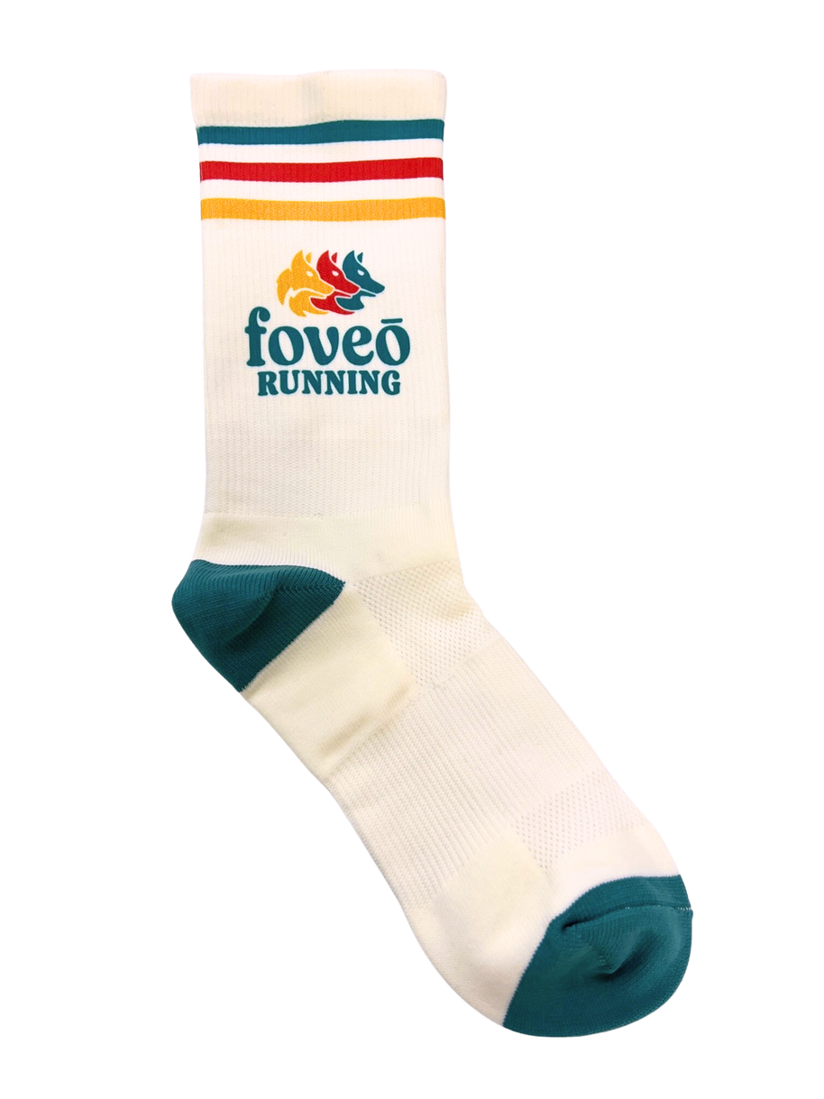 Foveō Running Socks by Outway in white with teal heel and toe, moisture-wicking running socks with arch support and reinforced heel/toe