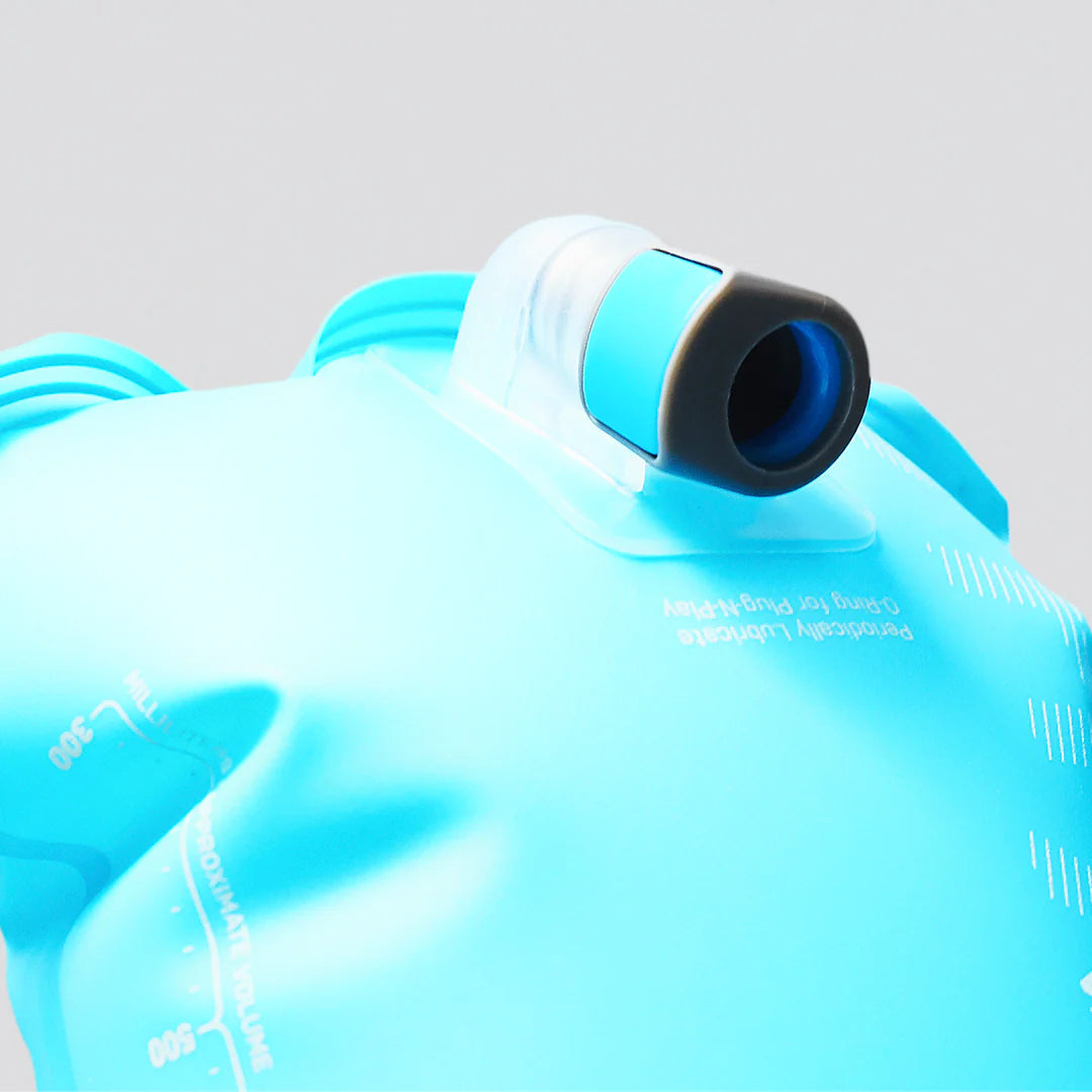 Velocity Reservoir by Hydrapak in light blue, lightweight 1.5L hydration reservoir with ergonomic slide-seal top for running and outdoor use